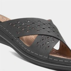 Lilley & Skinner Antigua Womens Black Wedge Mule 10 Lilley & Skinner Antigua Womens Black Wedge Mule -UK Shoe Sales 2024 190206 2 L05.20230310000051