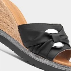 Lilley & Skinner Miami Womens Black Wedged Mule 10 Lilley & Skinner Miami Womens Black Wedged Mule -UK Shoe Sales 2024 192047 2 L05.20230414000114