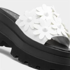 Heart Swag01 Womens White Flower Sandal 10 Heart Swag01 Womens White Flower Sandal -UK Shoe Sales 2024 199697 2 L05.20230503000224